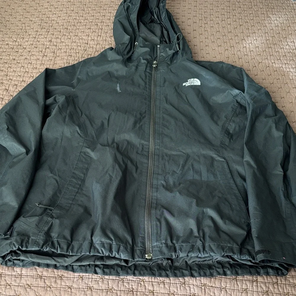 The North Face Hooded Raincoat - Picture 1 of 7